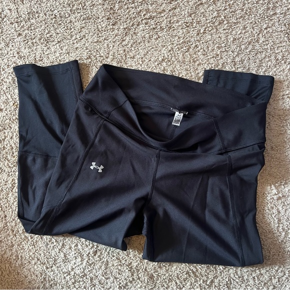 Under Armour Cropped Dri-Fit Active Leggings - Picture 3 of 3